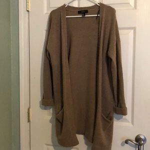 Oversized cardigan with pockets